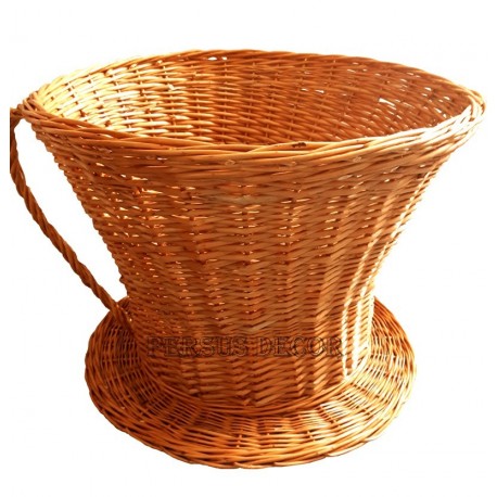 Ceasca din rachita pentru sedinte foto